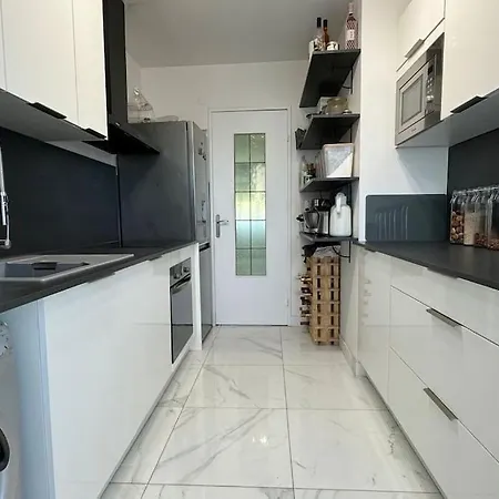 Apartment Lumineux *